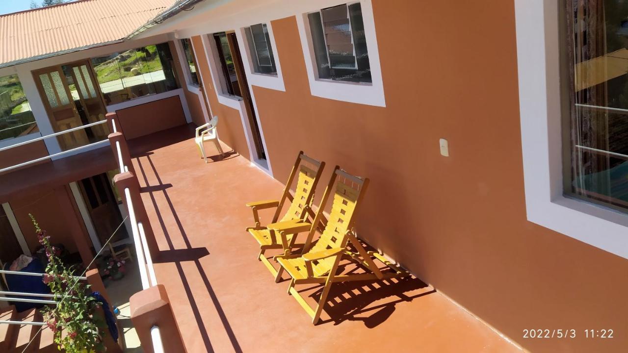Tikawasi Homestay Comunidad Pueblo Isla Amantani Jose Luis Ocosuyo Exterior foto